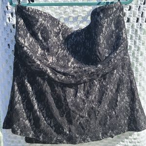 Torrid Size 3 Gray Tube Top with Black floral lace overlay
